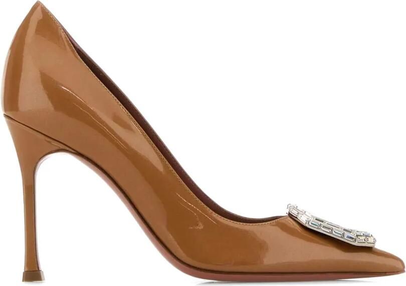 Amina Muaddi Camelia pumps verfraaid met kristallen Bruin