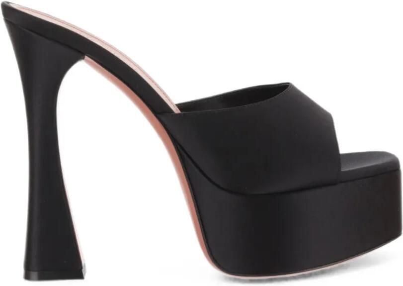 Amina Muaddi Dalida 140 satijnen slippers met plateauzool Zwart