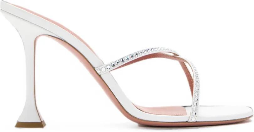 Amina Muaddi Sally 95 sandalen Wit
