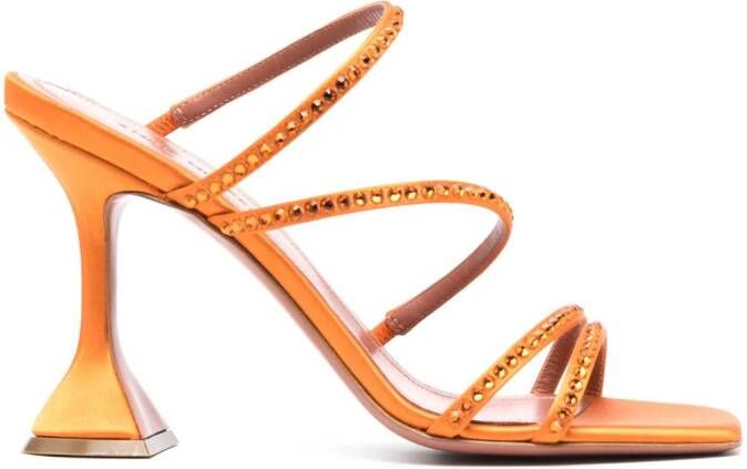 Amina Muaddi Nima sandalen verfraaid met kristallen Oranje