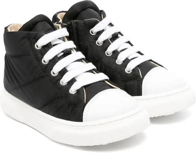 Andrea Montelpare Gewatteerde high-top sneakers Zwart