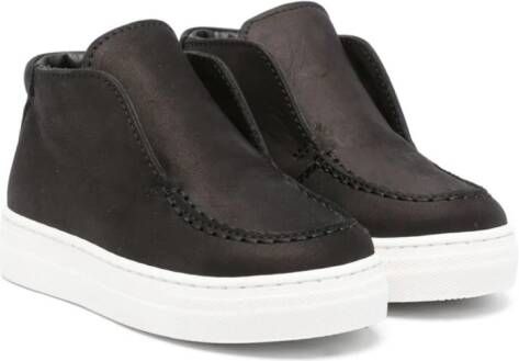 Andrea Montelpare Slip-on sneakers Zwart