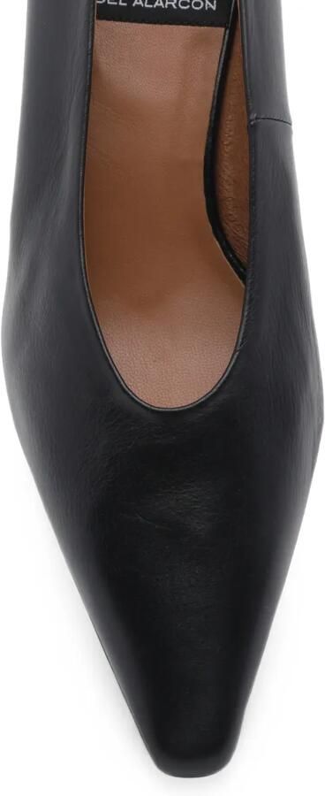 ANGEL ALARCON pointed-toe leather pumps Zwart
