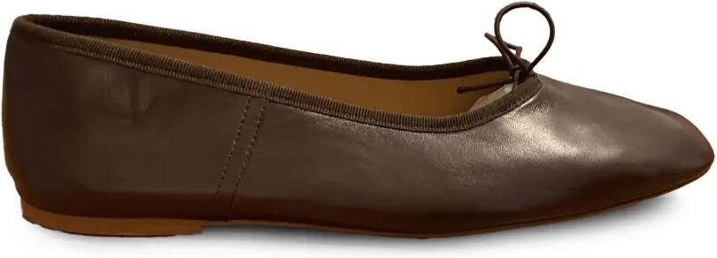 A.P.C. Cleo ballerina's met strikdetail Bruin