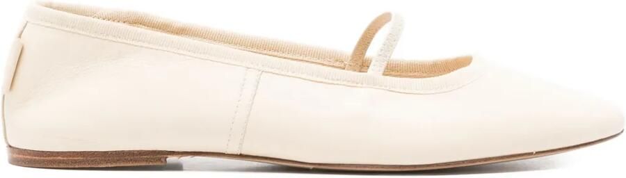A.P.C. Swan leren ballerina's met puntige neus Beige