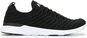 APL: ATHLETIC PROPULSION LABS Gebreide sneakers Zwart