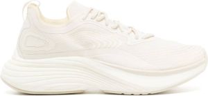 APL: ATHLETIC PROPULSION LABS Low-top sneakers Wit