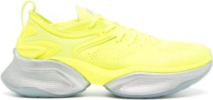 APL: ATHLETIC PROPULSION LABS Mclaren low-top sneakers Geel