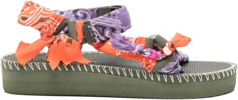 Arizona Love Trekky Stitch sandalen met bandanaprint Groen