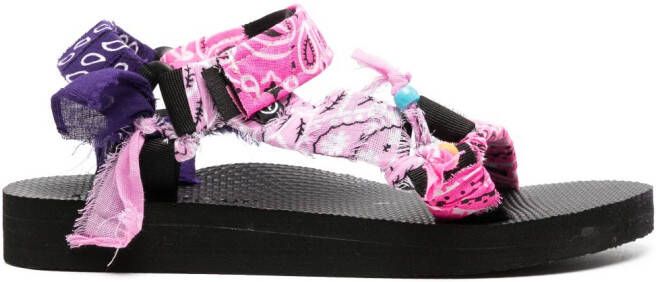 Arizona Love Trekky sandalen met bandanaprint Roze