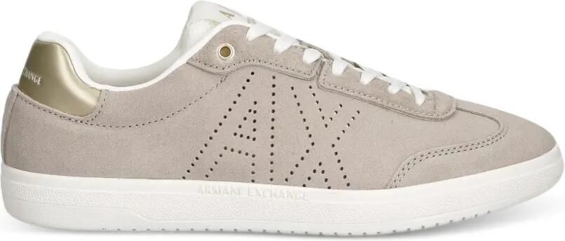 Armani Exchange Sneakers met geperforeerd details en logo Beige