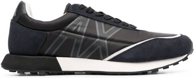 Armani Exchange Sneakers met logoprint Zwart