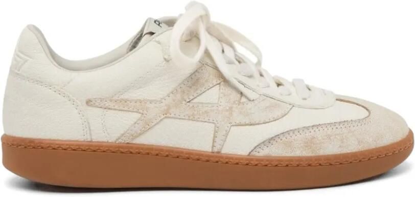 Ash Sneakers met patch Beige
