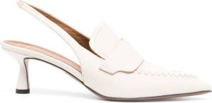 ATP Atelier Pumps met puntige neus Beige