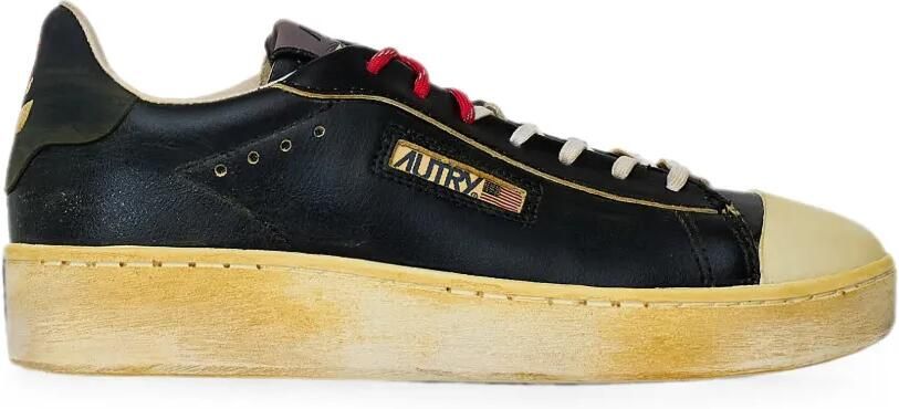 Autry Dallas low-top super sneakers van zwart leer