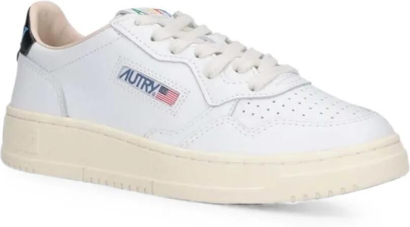 Autry Geperforeerde sneakers met logopatch Wit - Foto 3