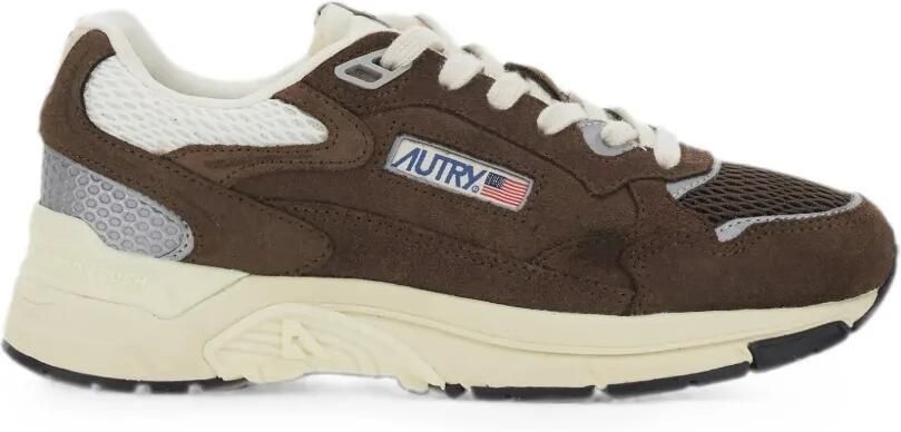 Autry Hyperway sneakers met suède vlakken Bruin