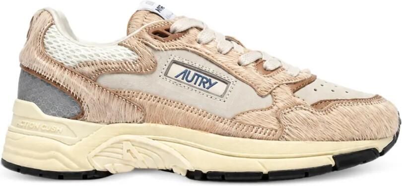 Autry Hyperway sneakers met vlakken Beige