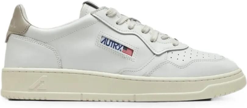 Autry Medalist geperforeerde sneakers Wit