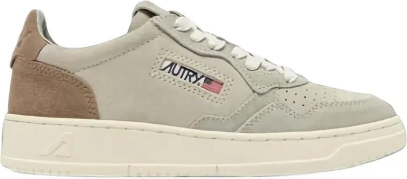 Autry Medalist geperforeerde suède sneakers Beige