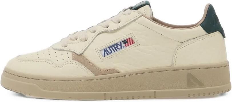 Autry Medalist Low leren sneakers met geperforeerde details Beige