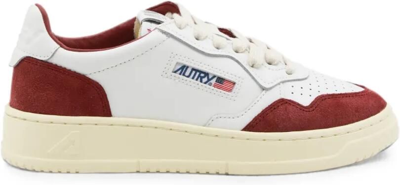 Autry Medalist Low sneakers met micro perforaties en suède afwerking Wit