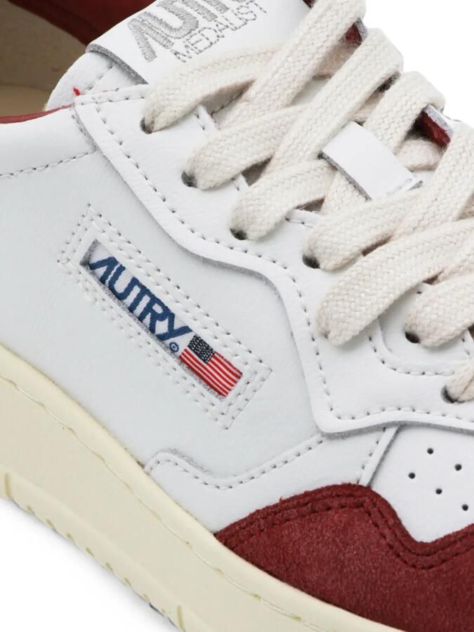 Autry Medalist Low sneakers met micro perforaties en suède afwerking Wit - Foto 2