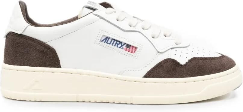 Autry Medalist Low sneakers van wit leer en mahonie suède