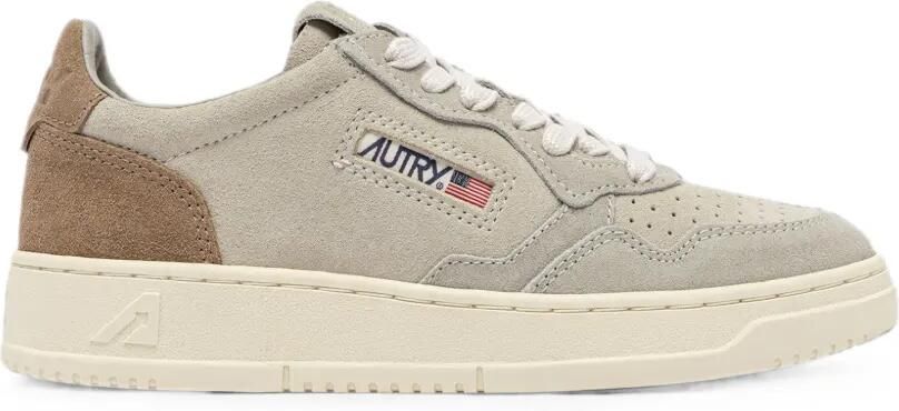 Autry Medalist Low suède sneakers met geperforeerde details Grijs