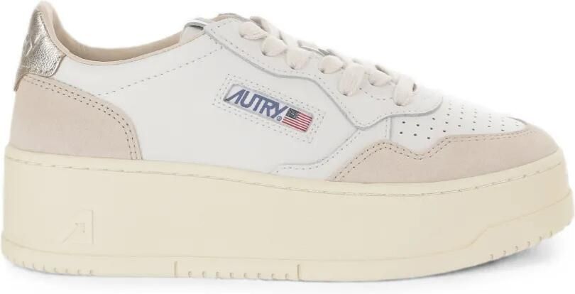 Autry Medalist sneakers met plateauzool in wit en platinum suède en leer