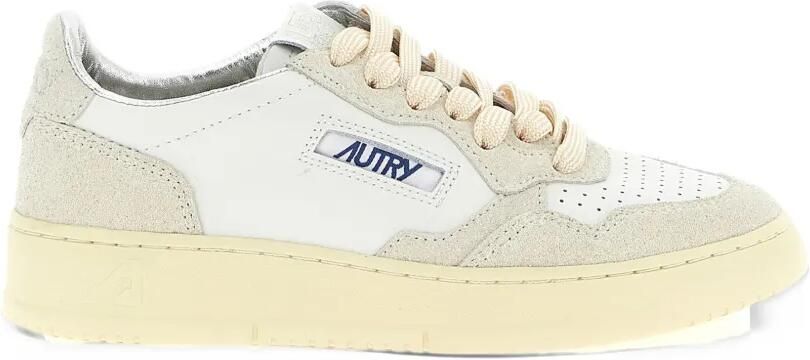 Autry Medalist Low perforated panelled sneakers Wit