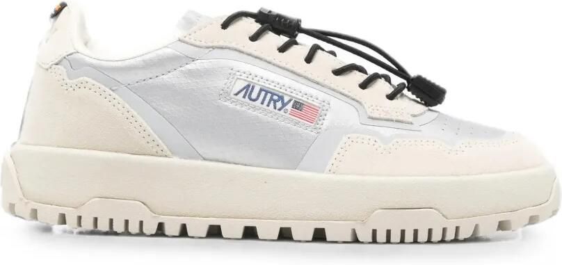 Autry Wildpace sneakers met houtje-touwtje-sluiting Beige