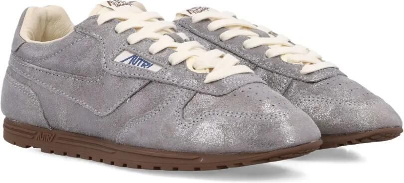 Autry Windspin metallic leren sneakers Zilver