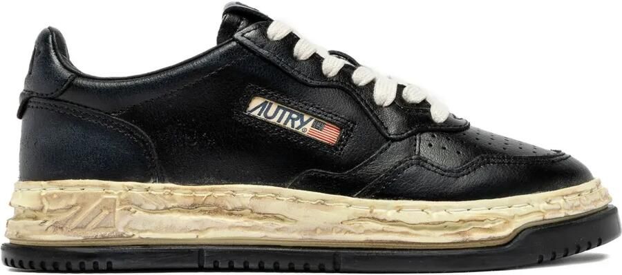 Autry x Maison Mihara Yasuhiro Medalist low-top leren sneakers Zwart
