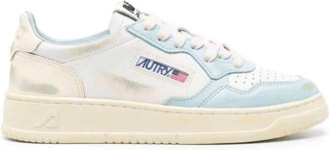 Autry Gerafelde sneakers met vlakken Wit