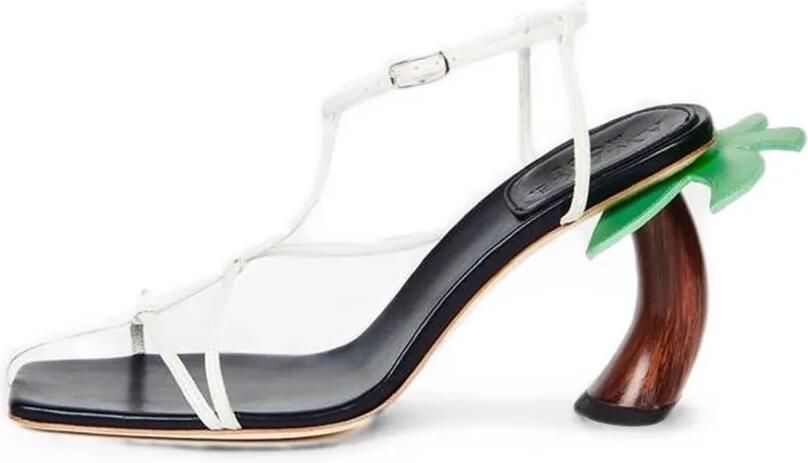 A.W.A.K.E. Mode Bianca sandalen met houten hak Wit
