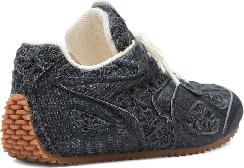 Axel Arigato Slow Runner denim sneakers met franje Zwart