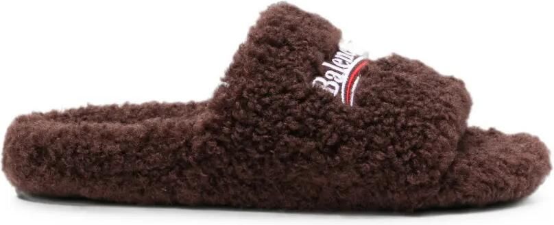 Balenciaga Furry Open slippers Bruin