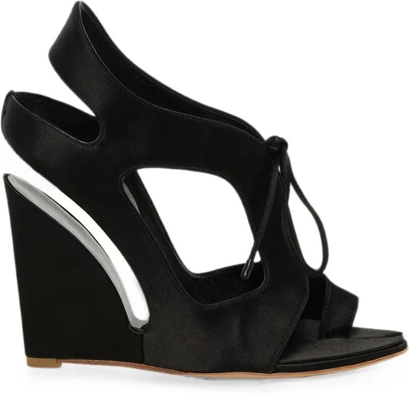 Balenciaga Sandalen met sleehak Zwart