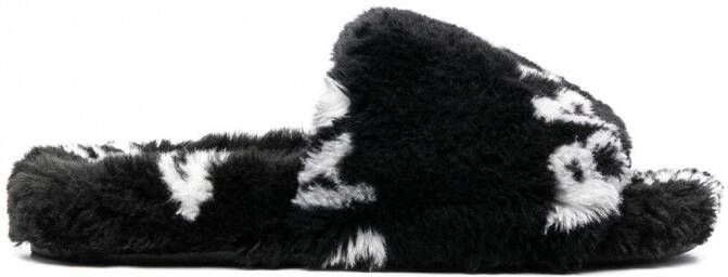 Balenciaga Furry slippers met logoprint Zwart