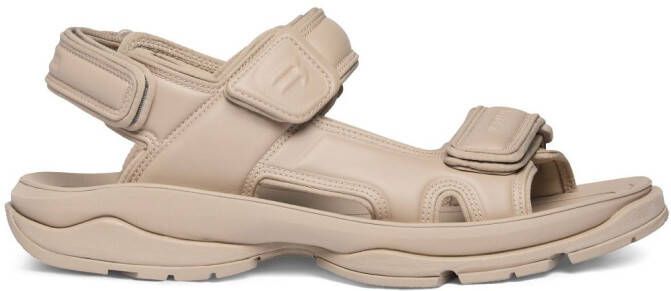 Balenciaga Tourist sandalen Beige