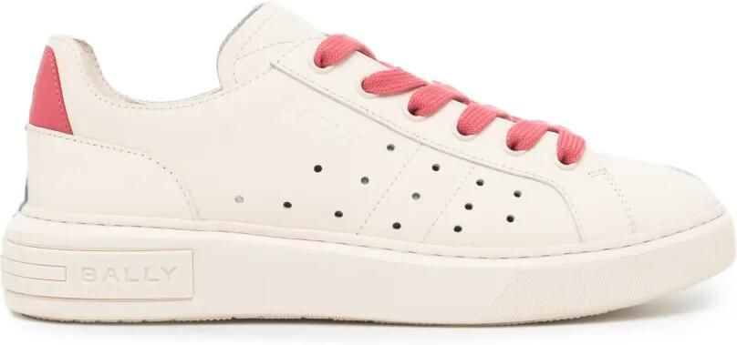 Bally Sneakers met geperforeerd detail en logo-reliëf Beige