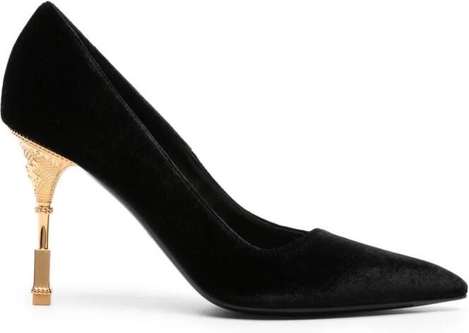 Balmain Moneta fluwelen pumps Zwart