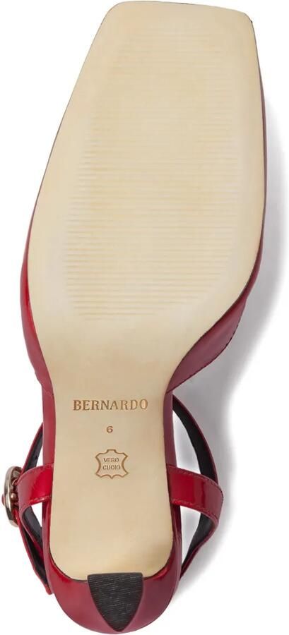 Bernardo 80 mm pumps met enkelbandje en hak Rood - Foto 4