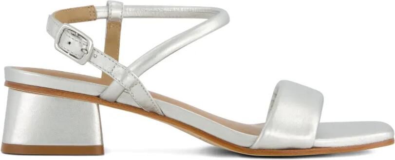 Bernardo Josei sandalen met blokhak Zilver