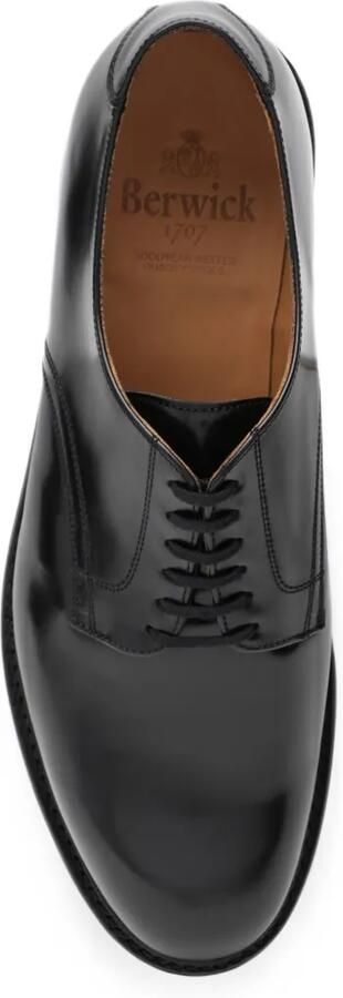Berwick Shoes Gepolijste leren derby schoenen Zwart - Foto 4