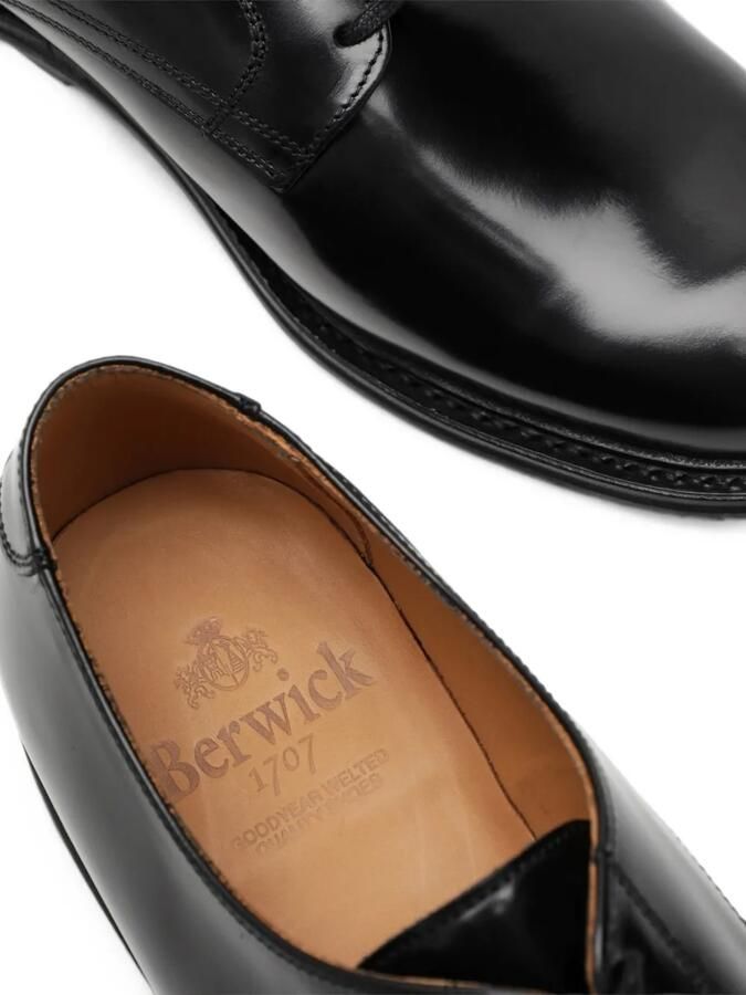 Berwick Shoes Gepolijste leren derby schoenen Zwart - Foto 2