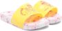 Billieblush x Disney slippers met grafische print Geel - Thumbnail 1