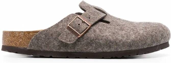 Birkenstock Boston slippers verfraaid met gesp Bruin