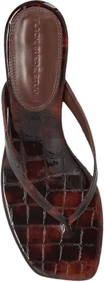 BLACK SUEDE STUDIO Kendal leren sandalen met krokodillen-reliëf Bruin - Foto 3